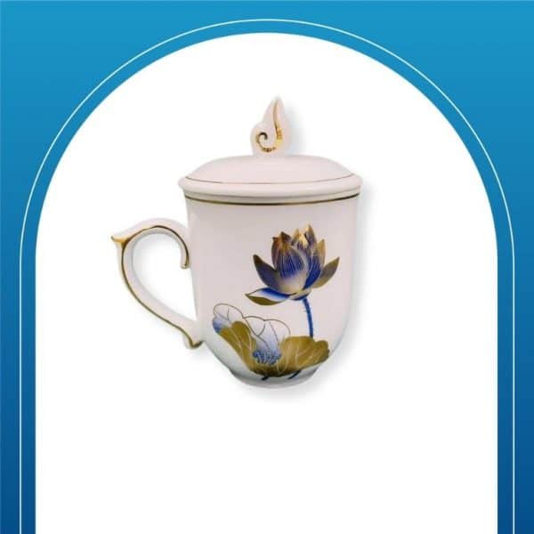 Porcelain cup
